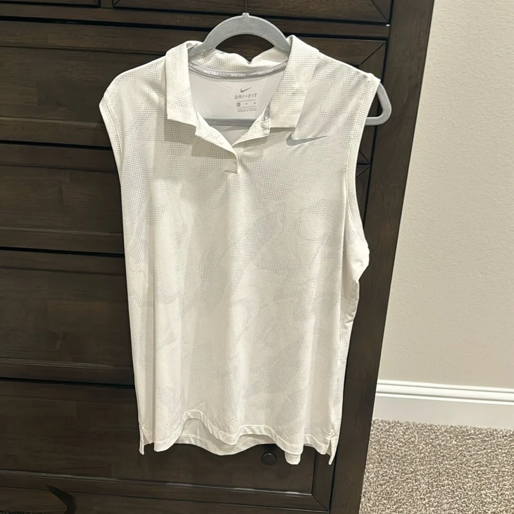 Work once dri fit Nike Golf tank - Picture 1 of 3